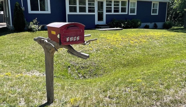 3-bedroom vacation home just 2 minutes to Lake Michigan