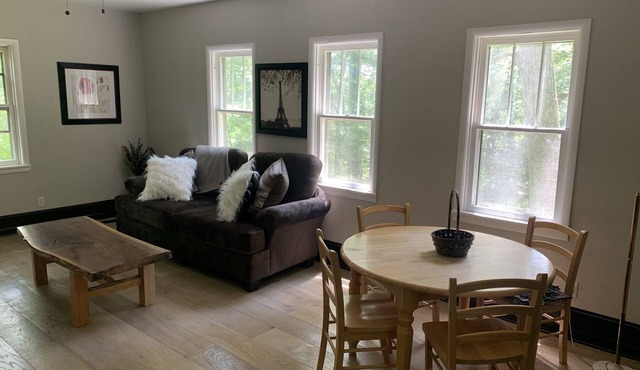 3-bedroom vacation home just 20 minutes from Six Flags St. Louis