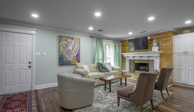 3-bedroom vacation home just 12 minutes from Simmons Bank Arena