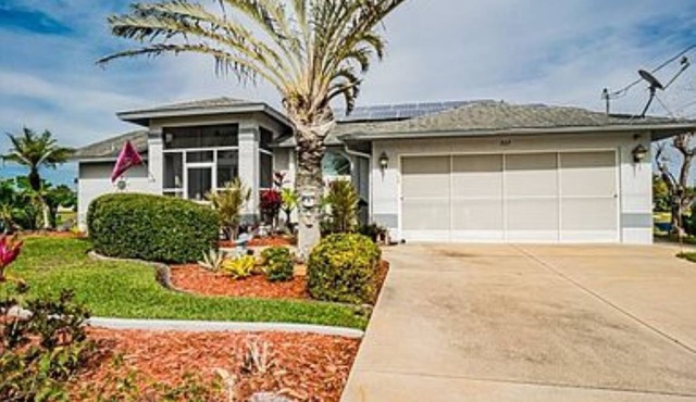 3-bedroom vacation home just 8 minutes to Manasota Key Beach