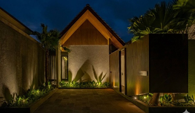 3-bedroom villa in amazing Bali with cool AC breeze