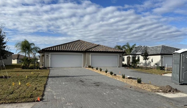 3-bedroom villa in excellent Bradenton with AC, fitness room, WiFi