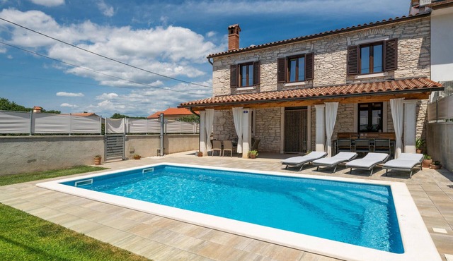3 Bedroom Villa in Pula