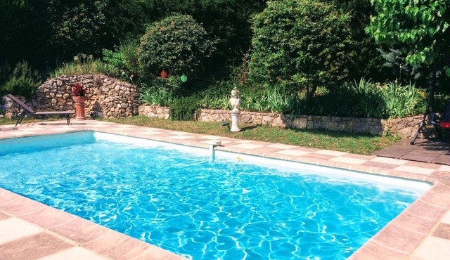 3 BEDROOM VILLA WITH POOL NEAR THE VILLAGE