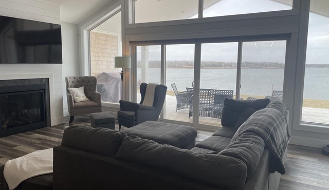 3 bedroom Waterfront Home | Brackley Bay | Book now for 2026!