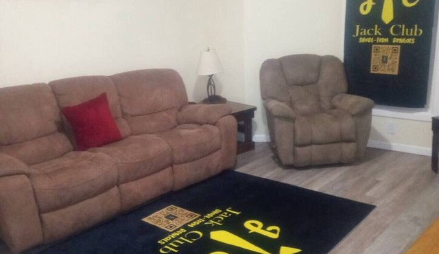 3 bedroom with free parking