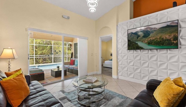 3 Bedrooms/2 Bathrooms/Eagle Pointe (573EP)