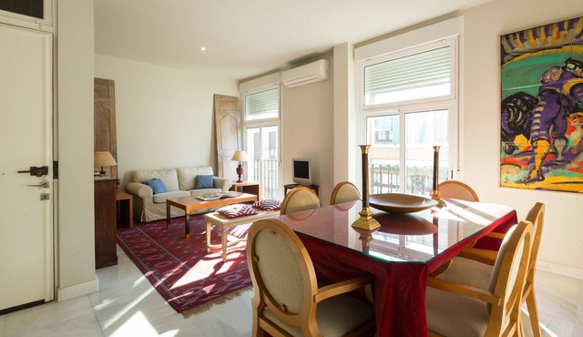 3 bedrooms, 3 bathrooms, Cathedral area