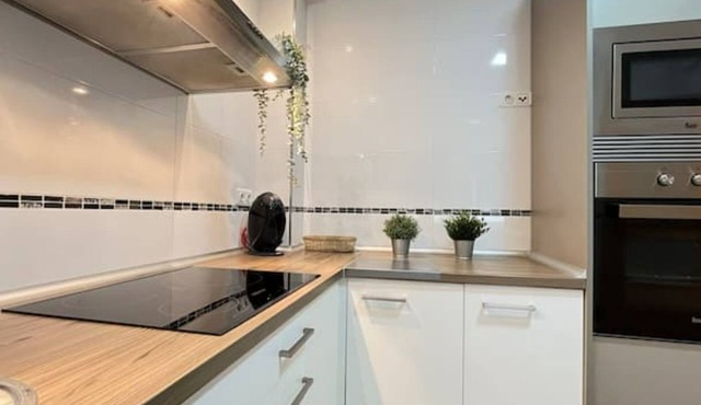 3 Bedrooms, Air Conditioning, near Hospital Arrixaca