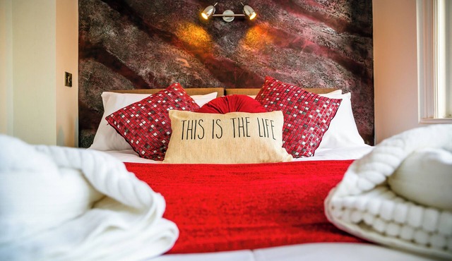 3 bedrooms apartment in Meads