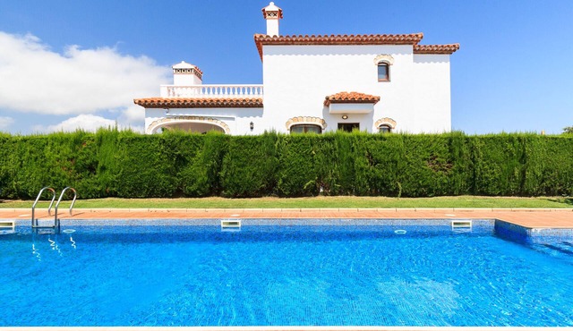3 bedrooms house - a/ac-Swimming pool-Barbecue 186 UHC MAGRANERS
