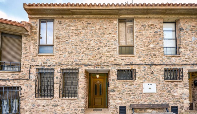 3 bedrooms in Cornago