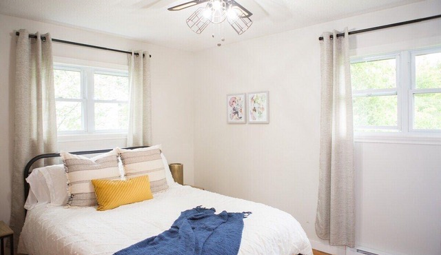 3 bedrooms just 3 minutes from Uptown