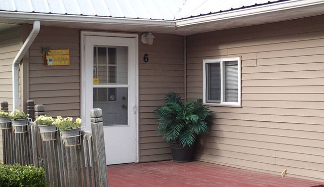 3 bedrooms sleeps up to 10 people