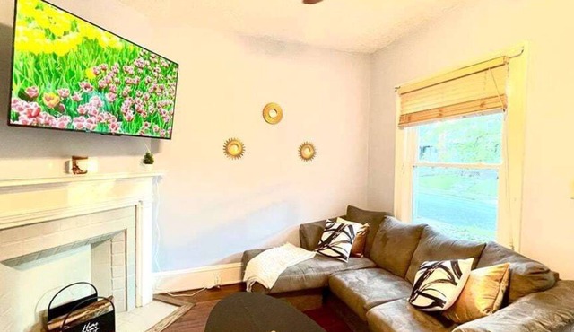 3 Bedrooms townhouse 8min to EdgeWater Park