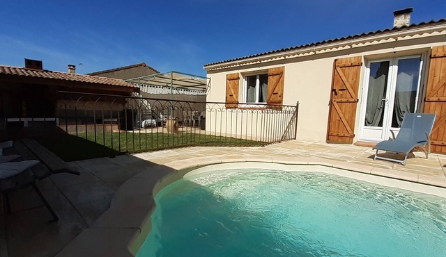 3 Bedrooms Villa In Vergèze