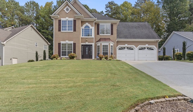 3 Beds 2 &1/2 Bath Family Home! Close to Lake Point, Braves, East Cobb Baseball