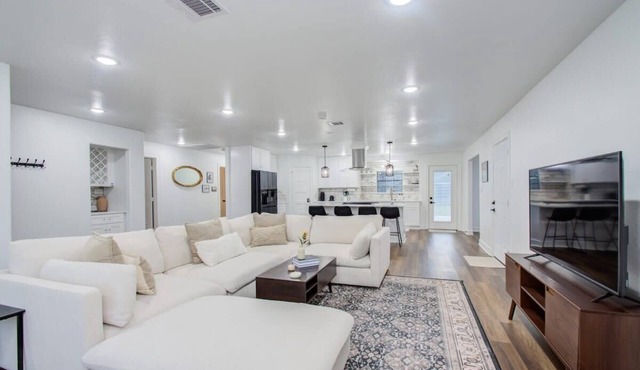 3 beds Houston HOME, Close NRG Stadium & Rodeo