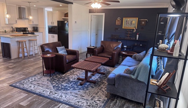 3 br 2 ba sleeps 6 near Lake Logan Martin