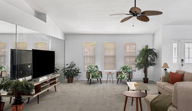 3 BR 2 BA Villa - Charlotte #260