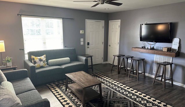 3 BR, 2BA - close to Concord Mills Mall, Speedway, Cabarrus Arena & Event Center