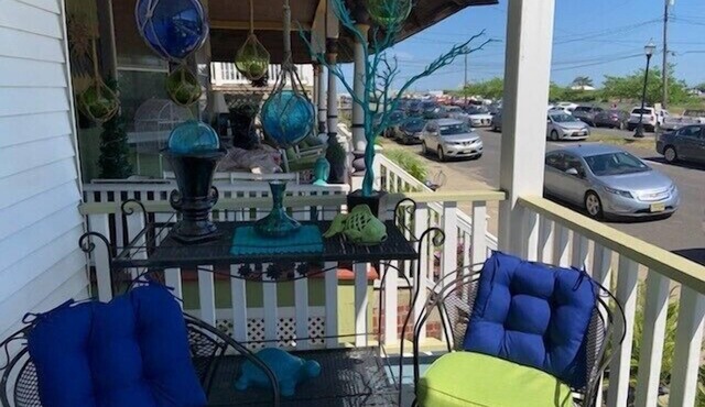3 Br Apartment with amazing ocean and lake views
