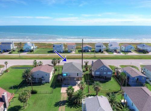 3 BR Beach view