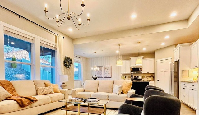 3-BR House close to wineries and mountain trails, family parks and walking paths