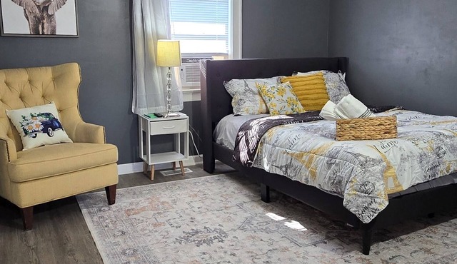 3-BR house near Downtown Columbus with amenities to make you feel at home.