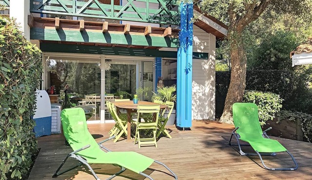 3-br house walking distance to the golf and beach