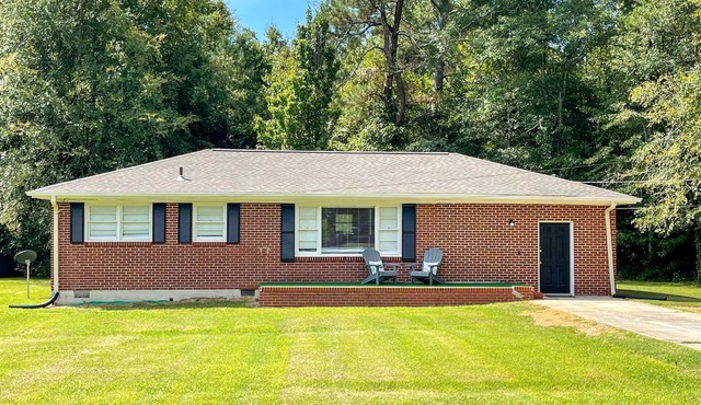 3 BR Near Tennis Center~Golf~Berry~Shorter