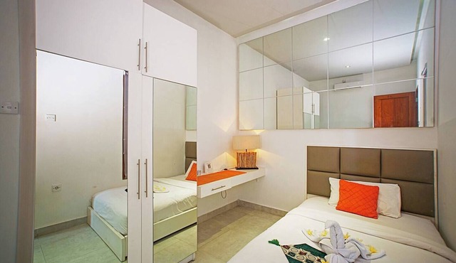 3 BR Pool Villa - 200m walk to Seminyak Square