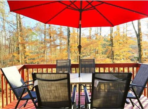 3 BR w/King Bed, Standing Desk, Ping Pong, Arcade