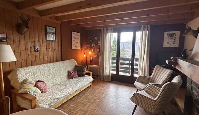 3* Chalet for 8, fireplace, parking, free shuttle