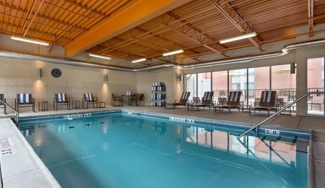 3 Clean Rooms for Business or Leisure Near Clayton’s Best Restaurants & Shopping