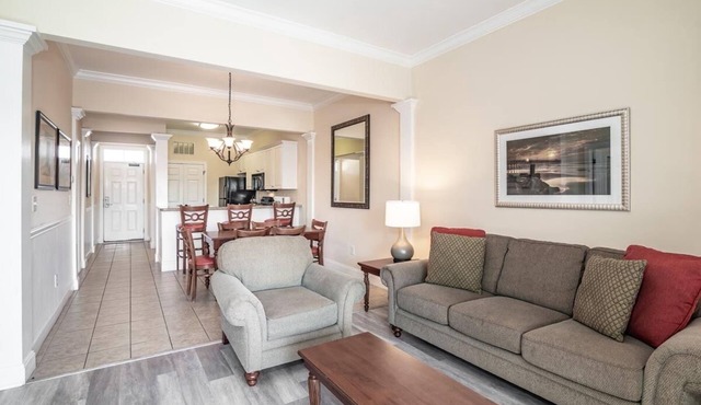 3 Coastal Suites w/Full Kitchen + Pools & Bike Trails near Lowcountry Zoo