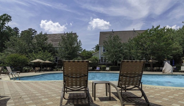 3 Colonial-Style 2BR Townhomes Near Historic Sights & Area Dining