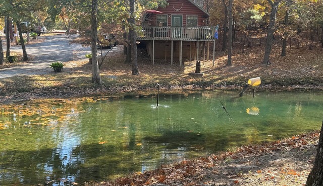 3 Crosslake ROMANTIC Log Cabin in the woods. Hot Tub & Wood Burning Fire Place.