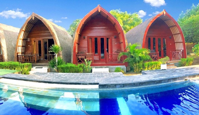3 Deluxe Room, Sweet Bungalow Near Gili T Beach