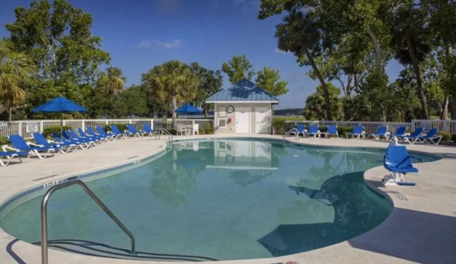 3 Family-Friendly Suites Offering Gorgeous Water Views and a Peaceful Setting