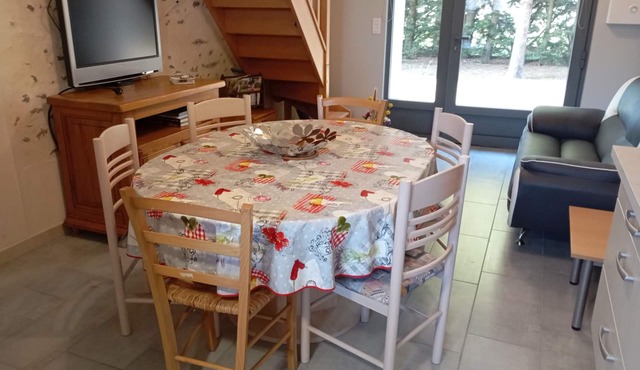 3* farmhouse with 2 bedrooms 2 bathrooms and 4 'GASTON' beds