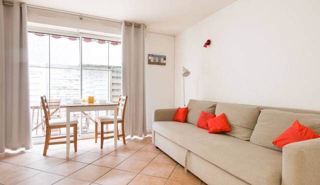3* furnished studio with terrace in the heart of La Rochelle
