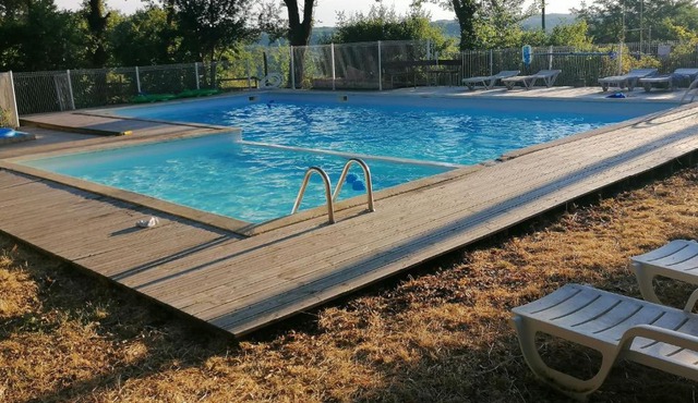 3-Gîte 4 personnes avec piscine