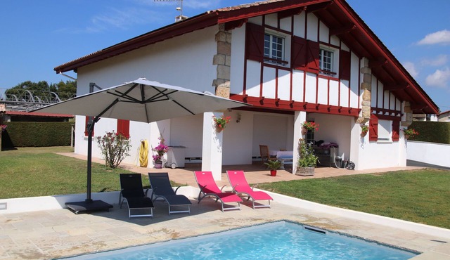 3* "Gîte Belharra" apartment