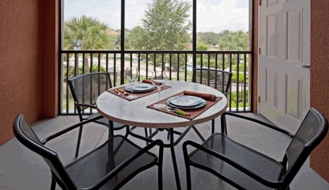 3 getaway weeks available for rent!