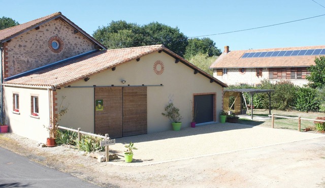 3* house between sea and countryside with jacuzzi and 18 kms beach