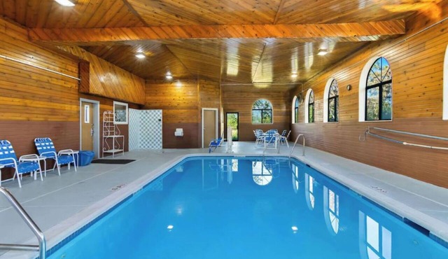 3 Joliet Hotel Stays with Pool, Gym, and Free Breakfast Near Route 66 Raceway