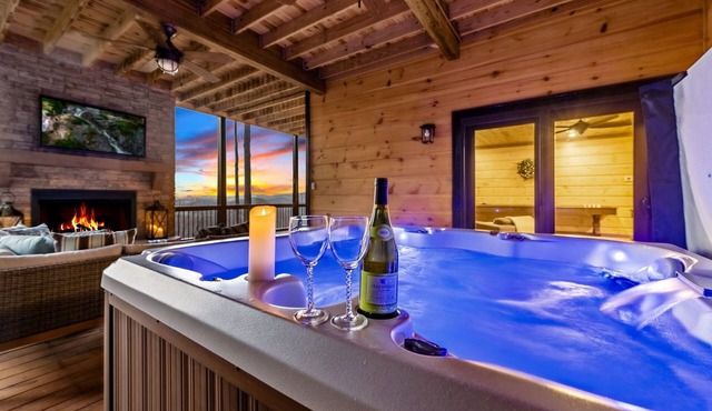 3 King Suites + Kids Room, 2-State Mtn View GA&NC