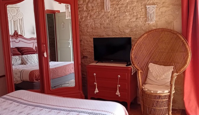 3 "Le Chant Des Oiseaux" guest rooms 5 minutes from beaches and historic sites
