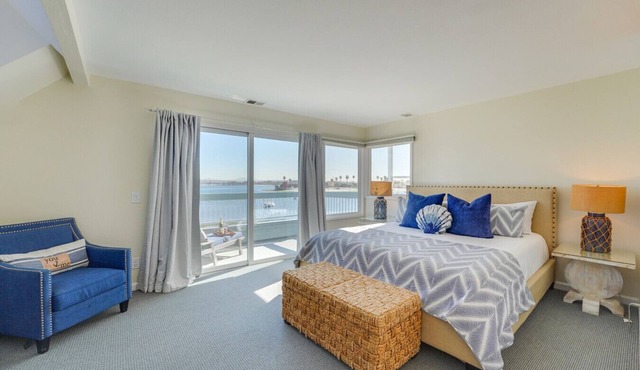 3 Levels Of Bay Views! Steps to Sand!